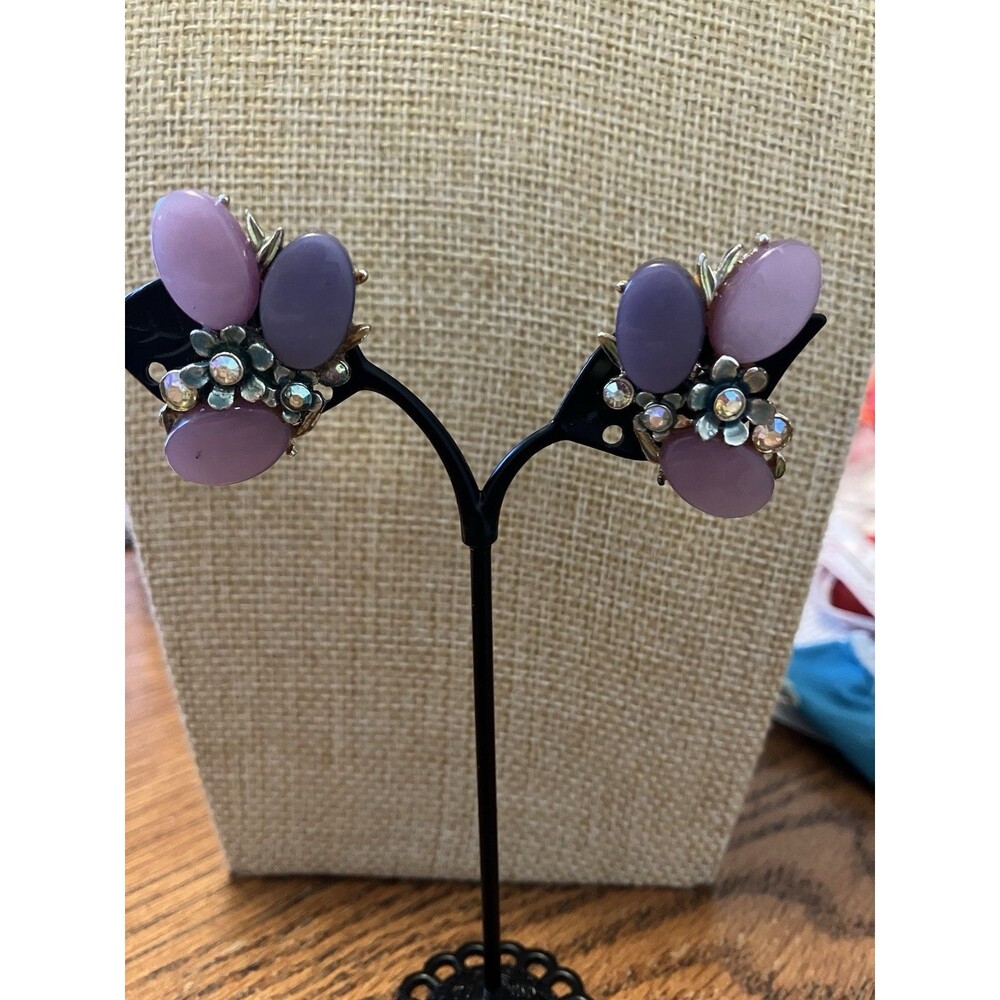 BSK vintage clip on earrings pink purple creamsicle thermoset silver tone